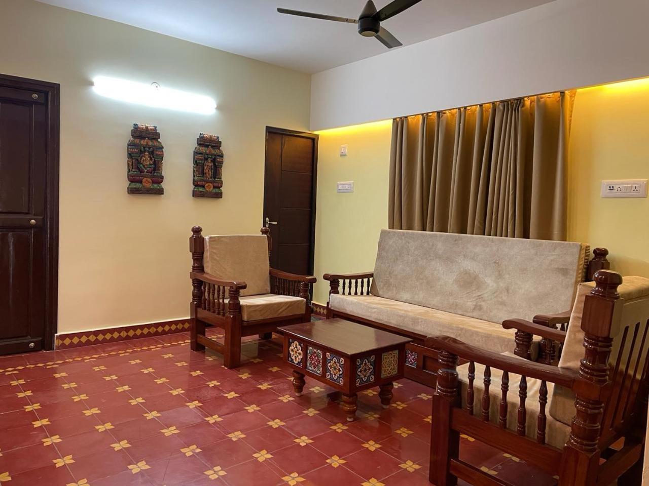 Viswa Residency Srirangam - Heritage Rooms Tiruchirappalli Esterno foto